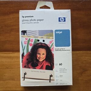 HP Premium Glossy Photo Paper - Sealed - 4X6 - 60 Sheets